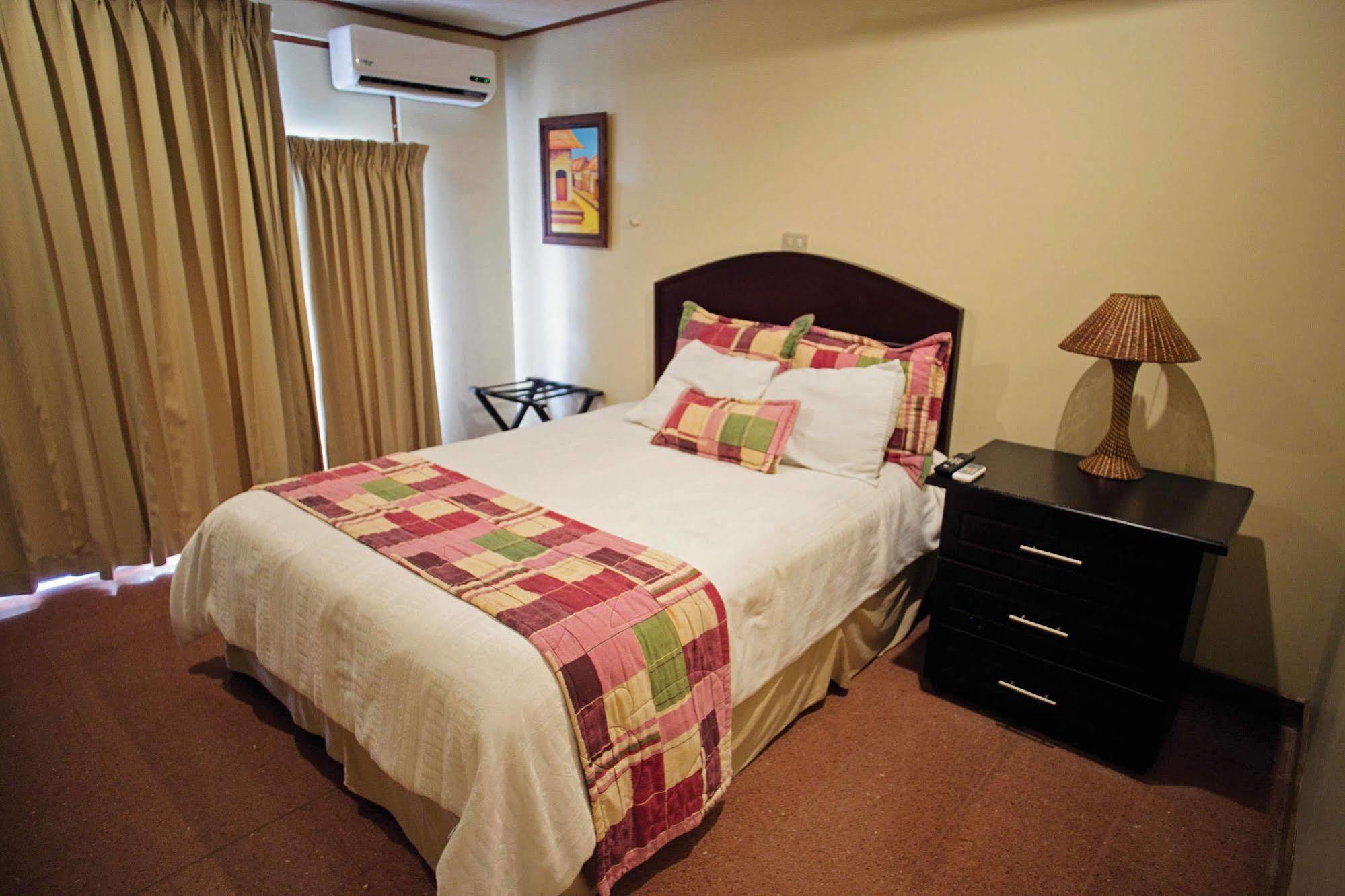 Hotel Cana Brava Inn Canas Exterior photo
